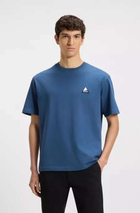 Relaxed-fit T-shirt in cotton with logo patch