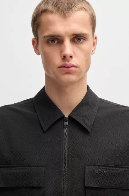 Oversized-fit overshirt in water-repellent seersucker