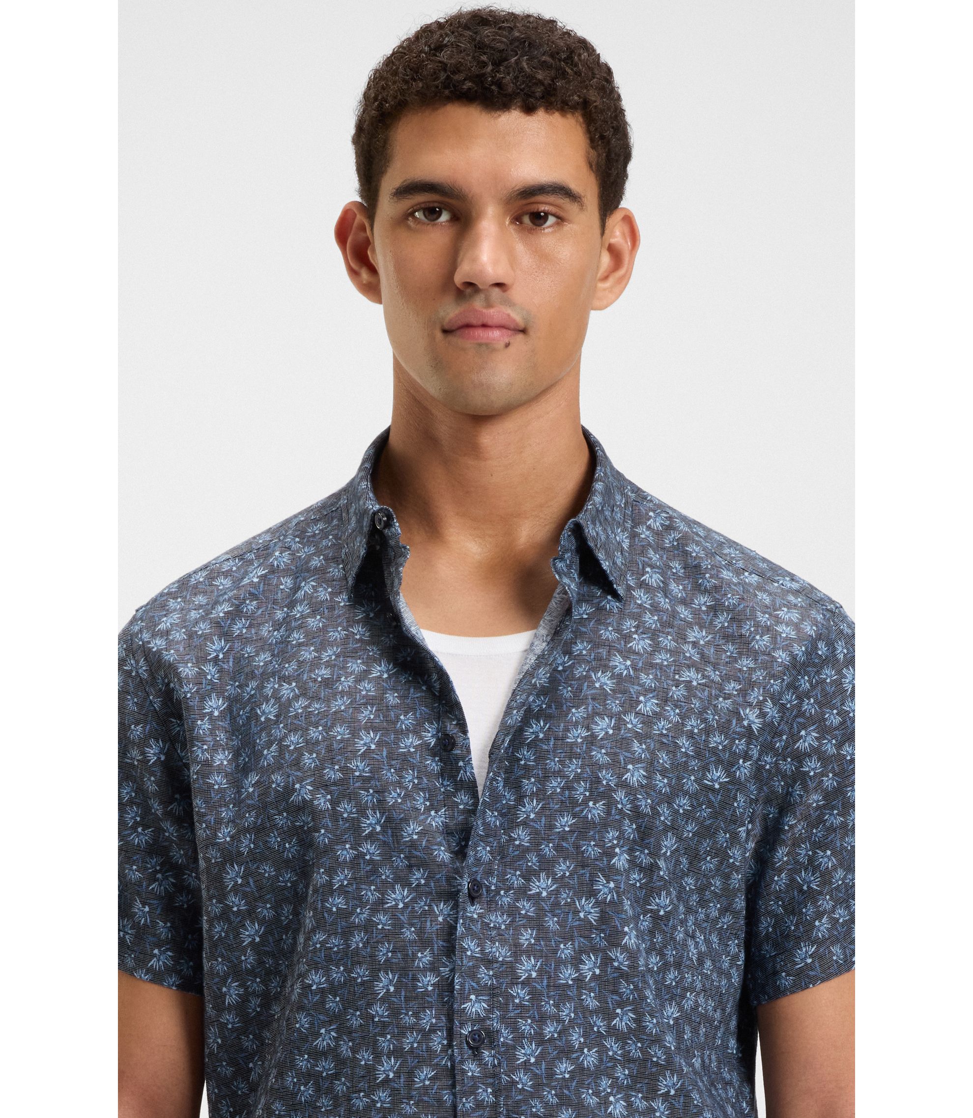 BOSS - Slim-fit shirt in floral-print stretch linen - Blue Patterned