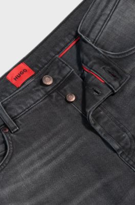 Tapered-fit shorts in black comfort-stretch denim, Dark Grey