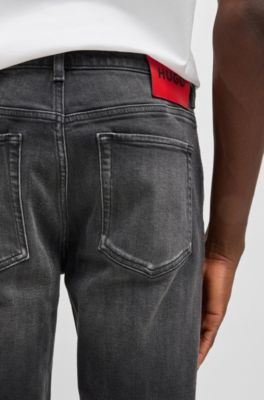 Tapered-fit shorts in black comfort-stretch denim, Dark Grey