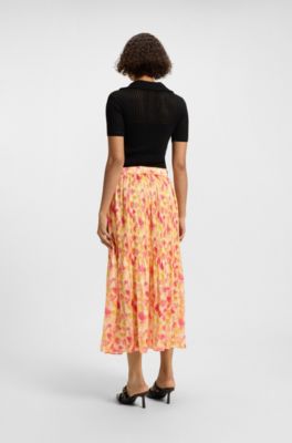 Pliss&eacute; midi skirt with hazy floral print, Patterned