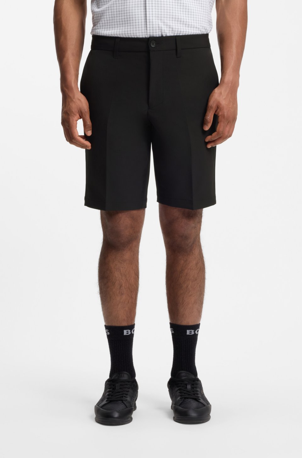 Slim-fit shorts in water-repellent stretch fabric
