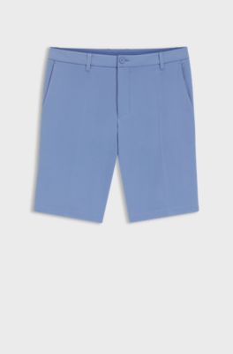 Short Slim en tissu stretch d&eacute;perlant, bleu clair