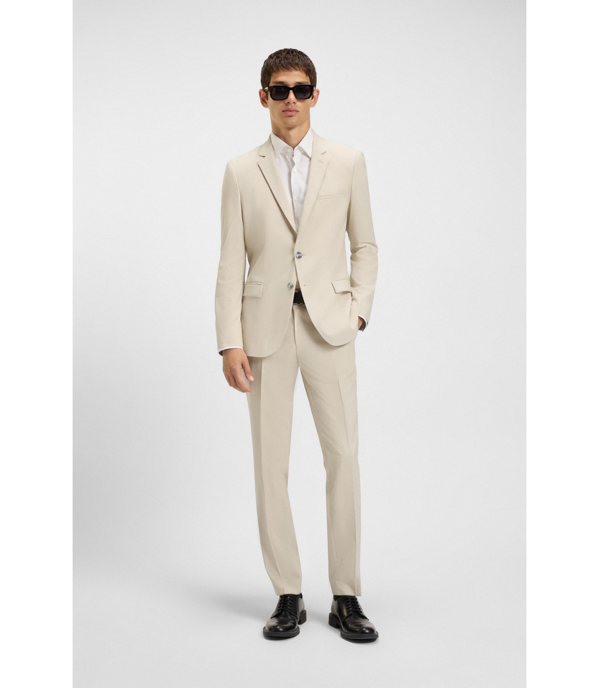 hbeu50540341_279_300?wid=1980&