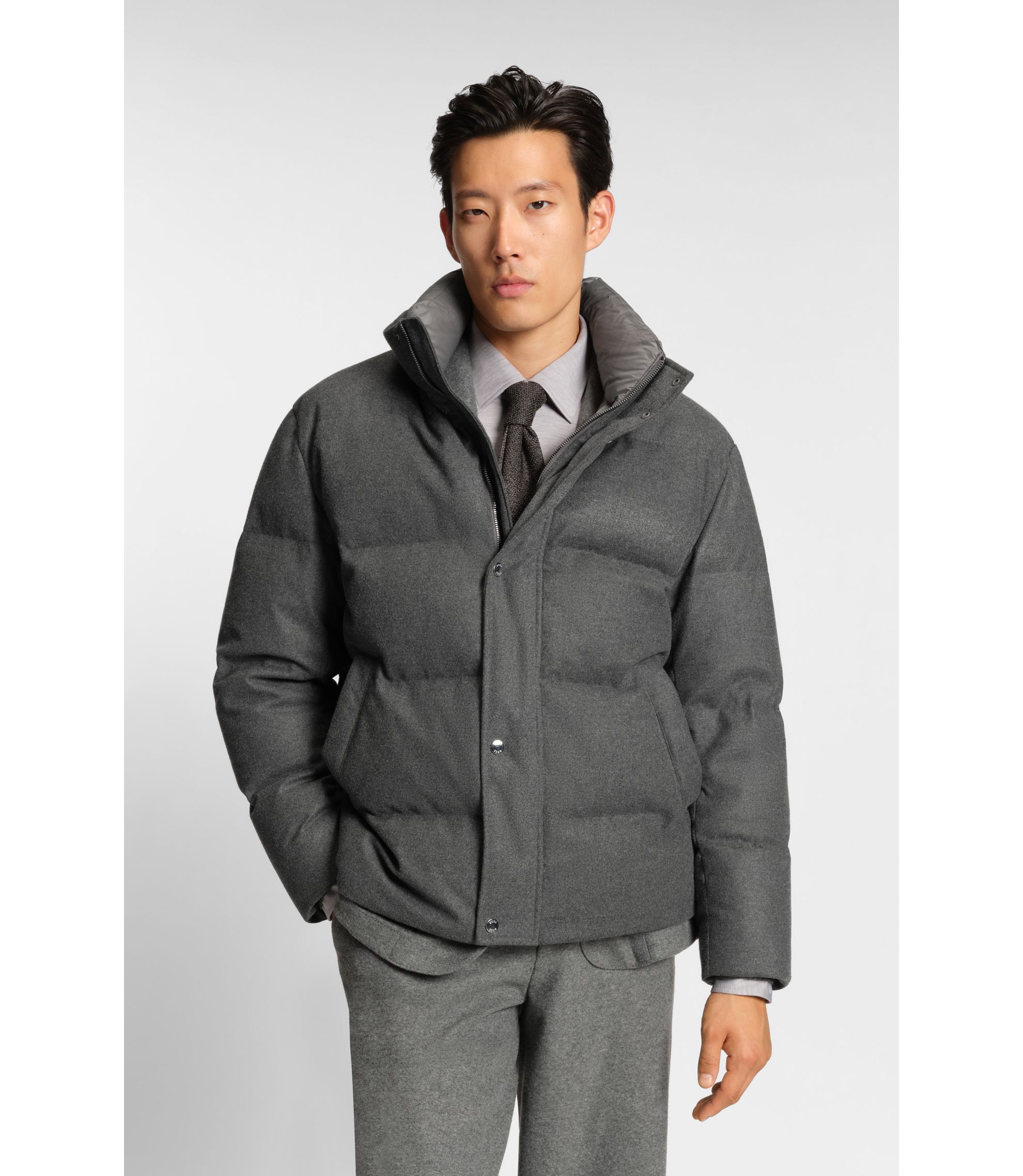 HUGO BOSSグレーMenダウンジャケット