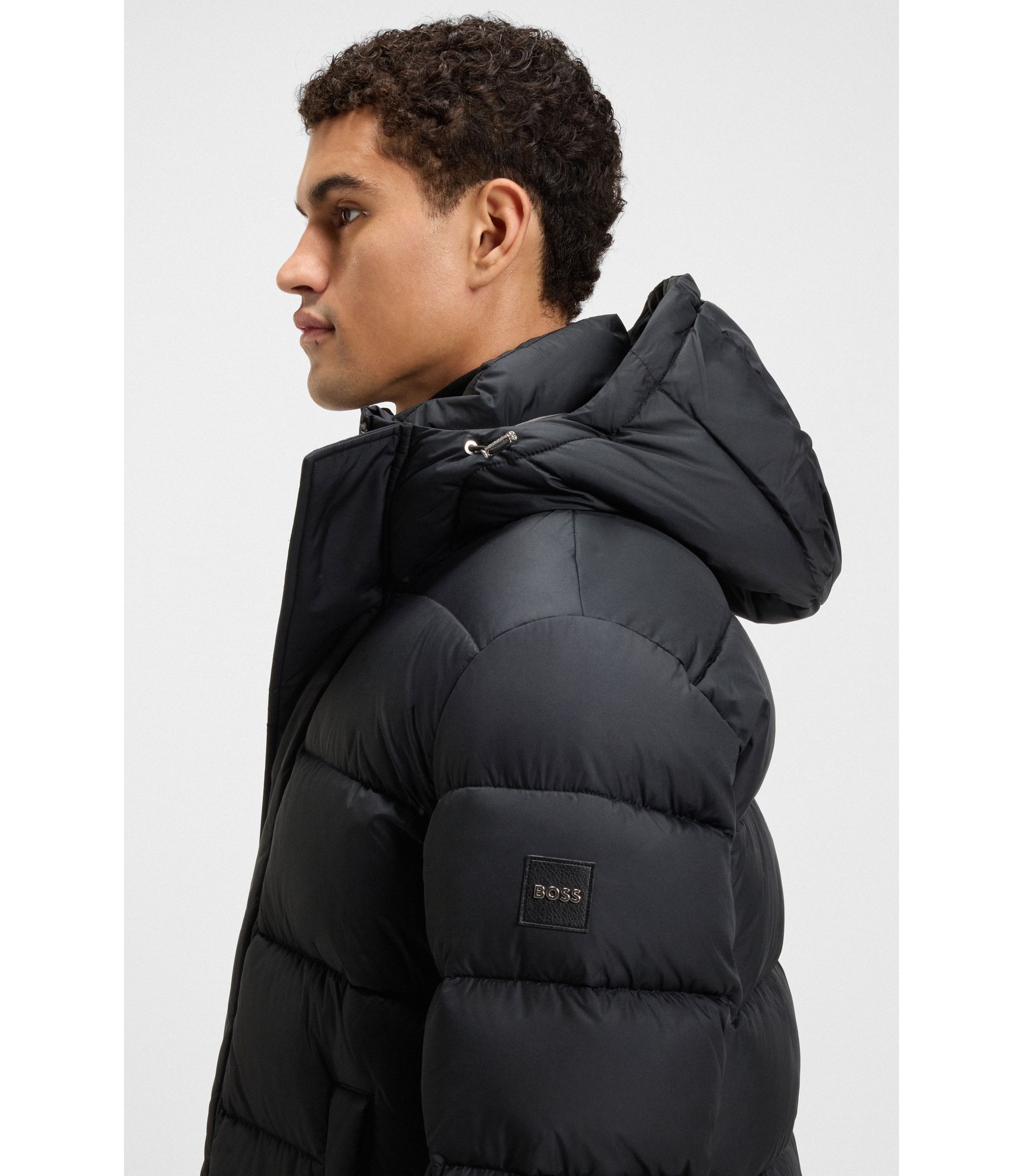 BOSS - はっ水ロングパデッドジャケット フード付き - ブラック