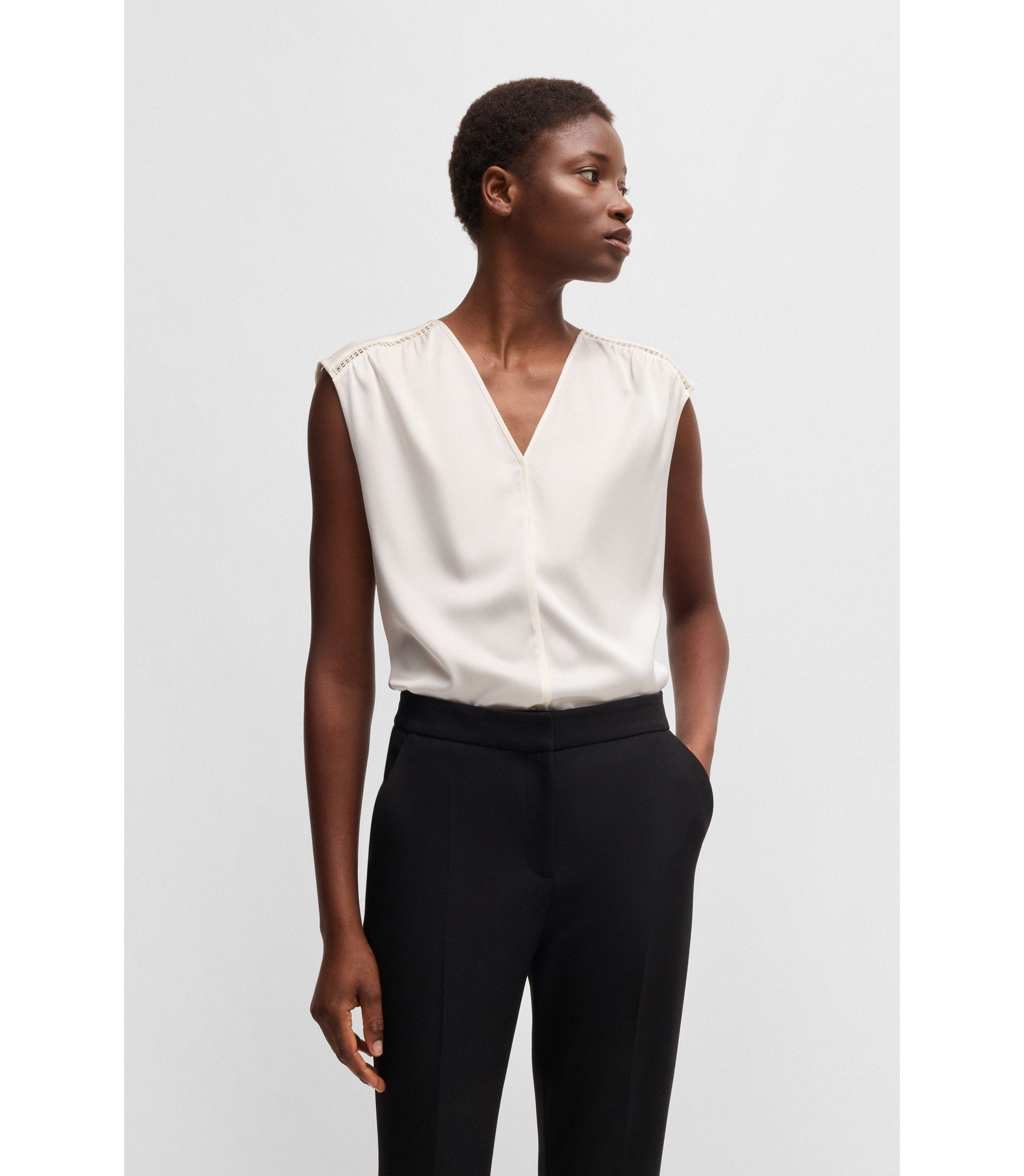 Chemisier Sans Manches Hugo Boss Lyabo Bleu Soie - Neuf Avec étiquettes, 93% Soie 7% Spandex, Taille Régulière