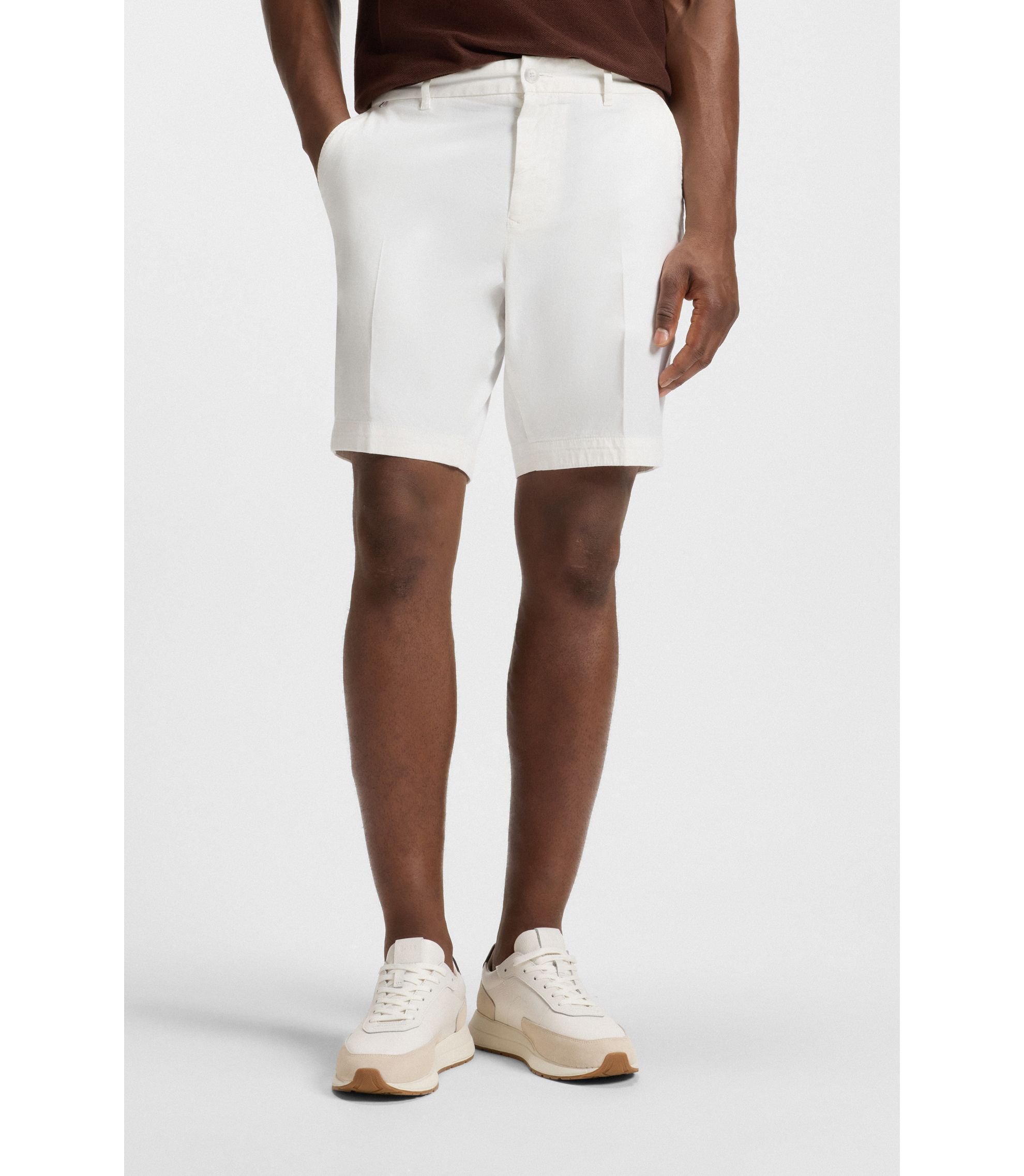 極美品✨ OMMO LINEN SHORT ALL IN ONE 白 現行 hbeu50540743_100_350?wid=1980&