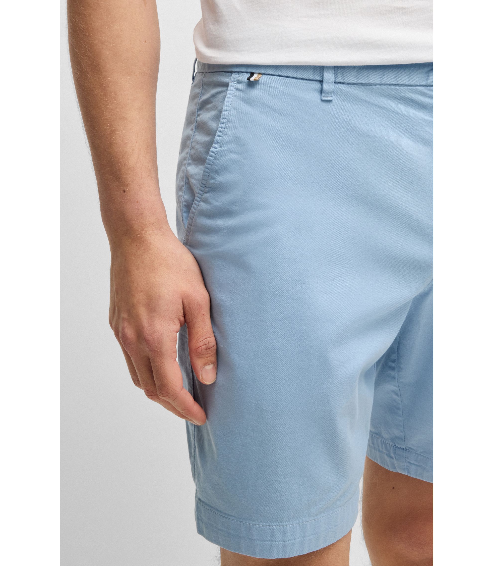 hbeu50540743_450_340?wid=1980&