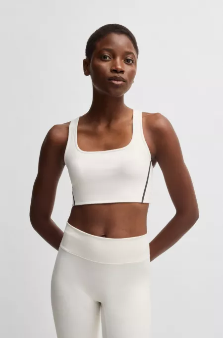 Active sports bra with removable padding