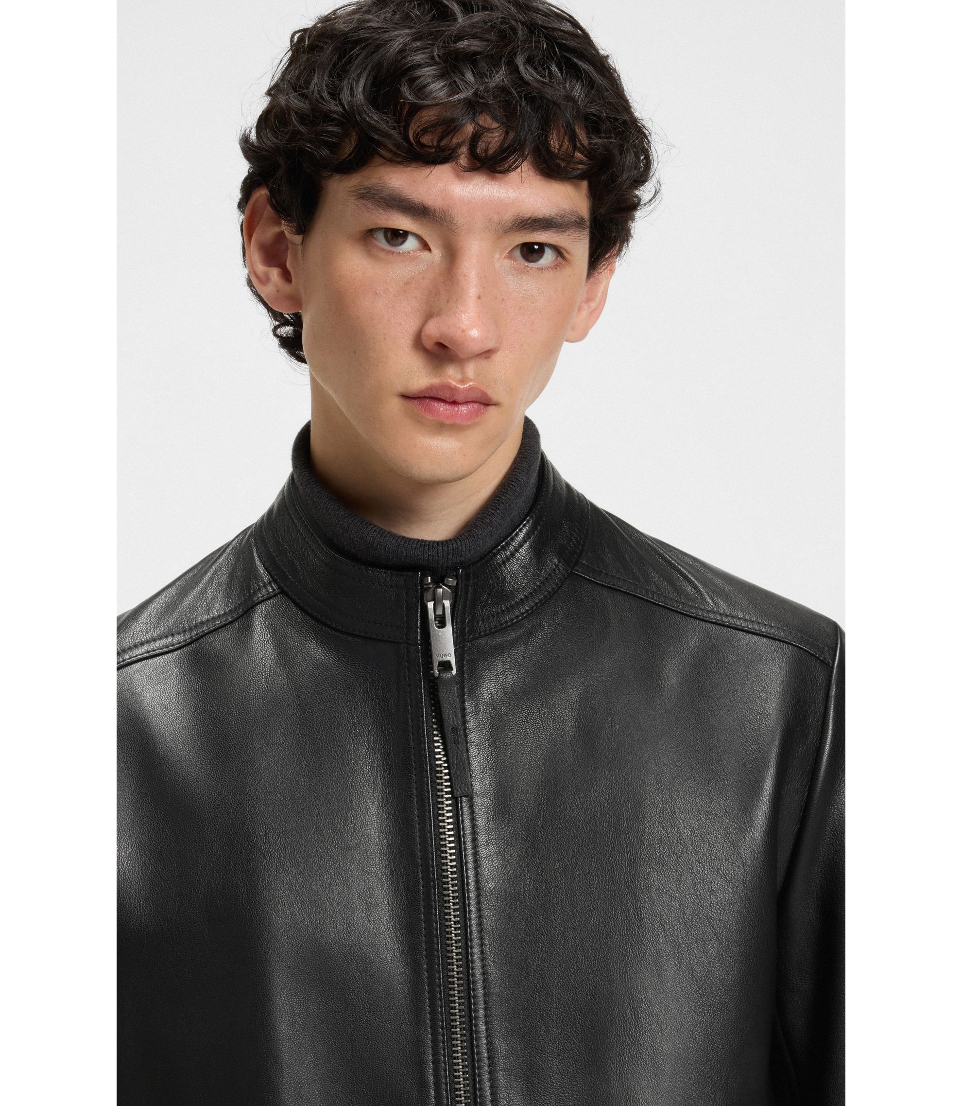 hbeu50540984_001_340?wid=1980&