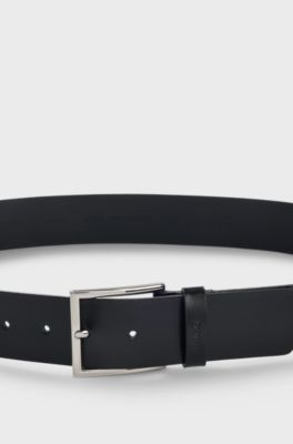 Ceinture en cuir lisse avec garniture en m&eacute;tal poli, Noir