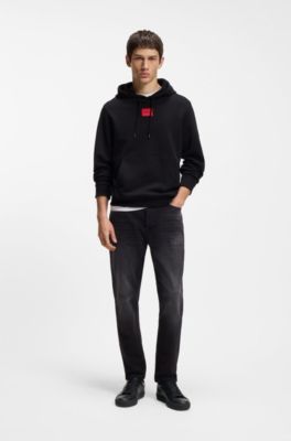 Sneakersy ze sztucznej sk&oacute;ry z czerwoną metką z logo, Czarny