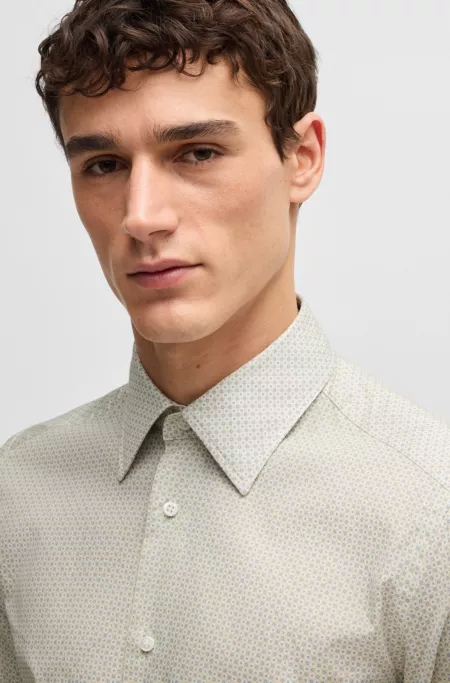 Slim-fit shirt in Italian-made printed cotton