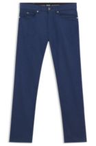 Slim Fit