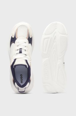 Mesh-detail trainers with rear pull loop, White / Dark Blue