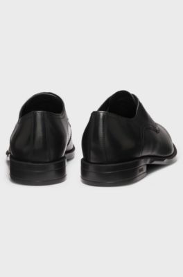 Leather Derby shoes with stitching details, Black
