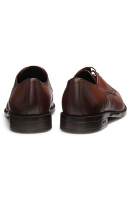 Derby shoes in leather, Brown