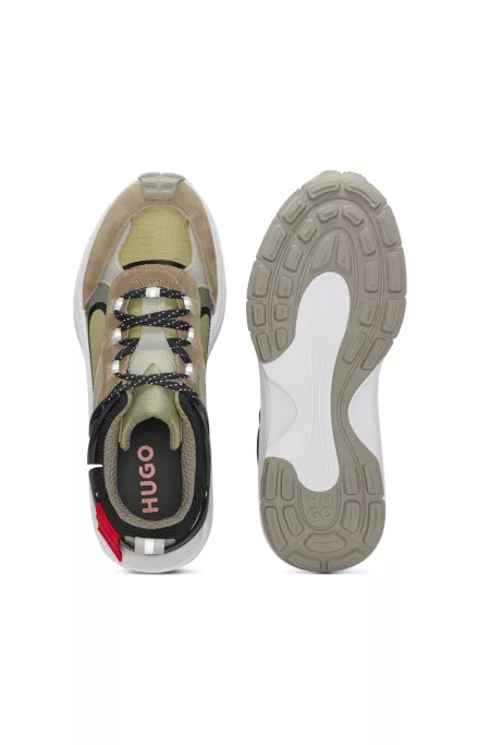 Running trainers with suede and mesh