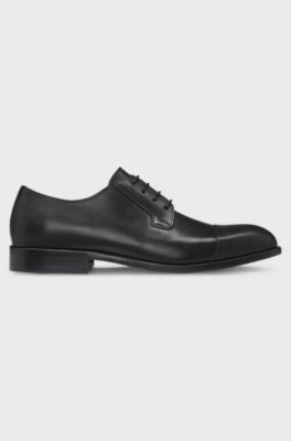 Cap-toe Derby shoes in leather, Black