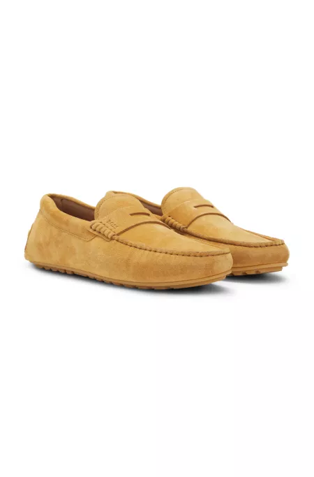 Portuguese-crafted moccasin loafers in suede with penny trim