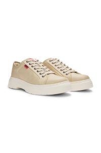 Derbys aus strukturiertem Obermaterial mit EVA-Sohle, Beige
