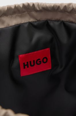 Knitted-structure tote bag with drawstring closure, Brown