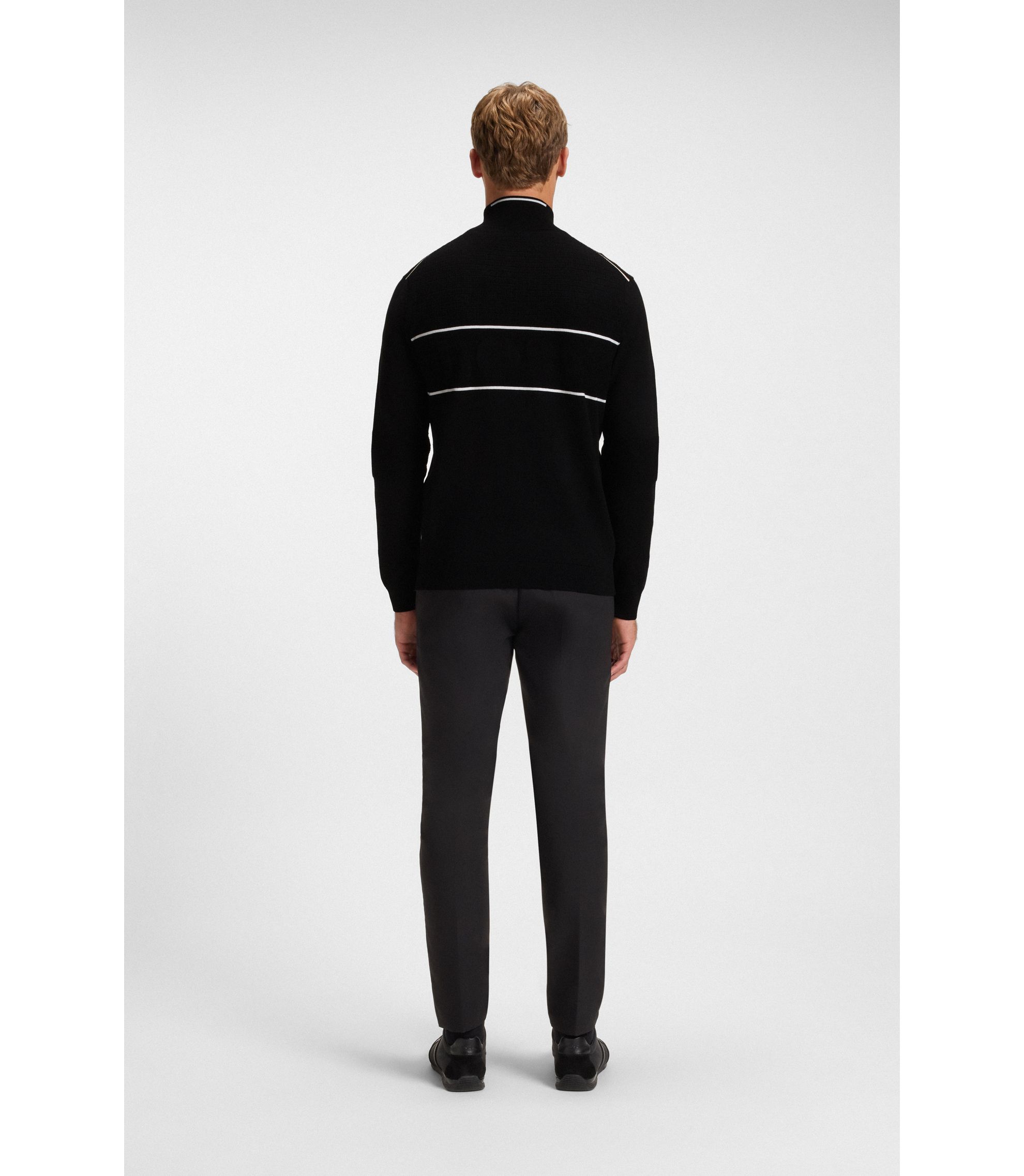 hbeu50541953_001_360?wid=1980&