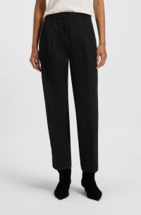 Pantalones chinos de ajuste barril en sarga de algodón elástico, Negro