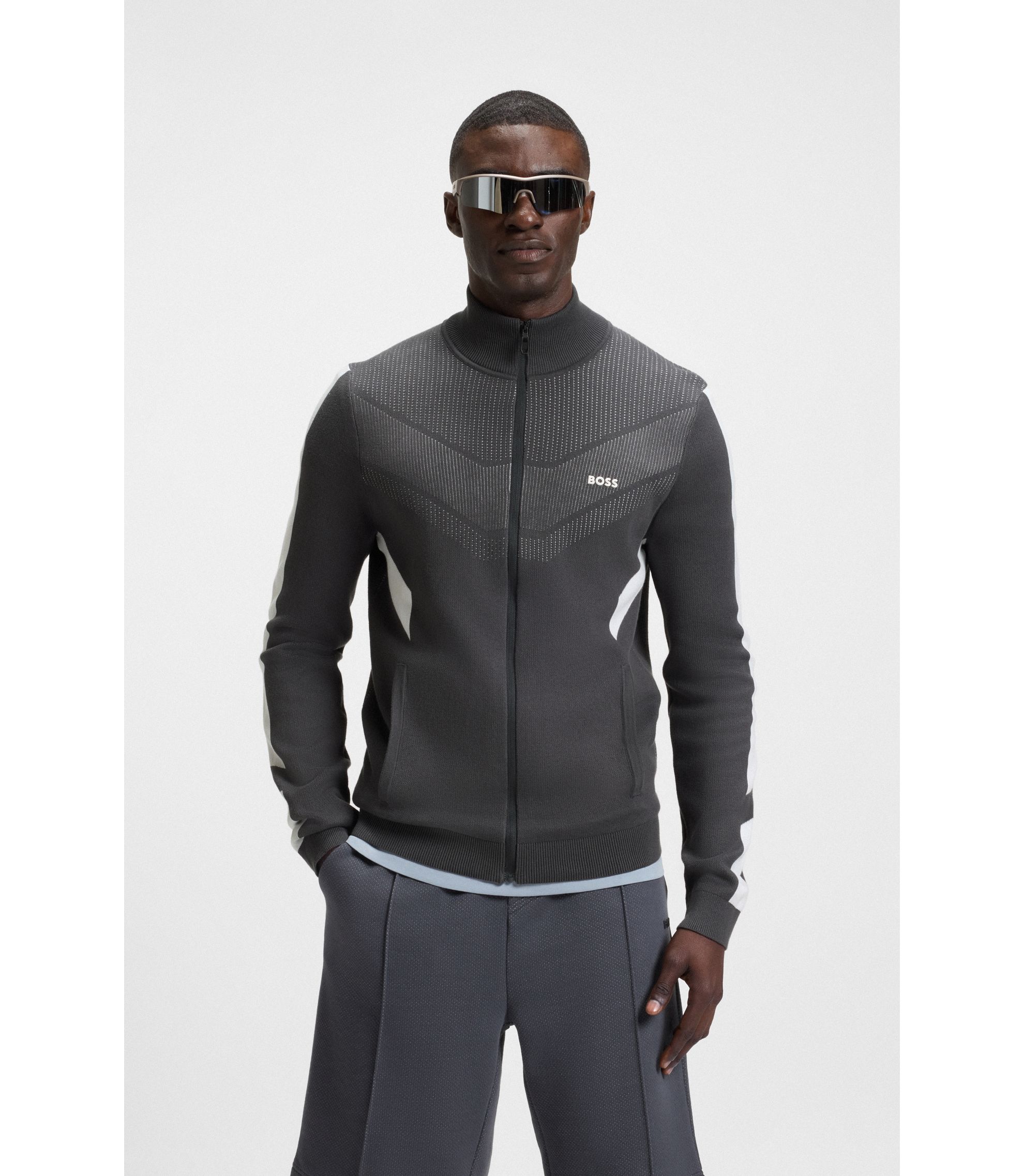 hbeu50542012_027_350?wid=1980&