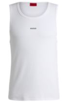 Sleeveless T-shirt