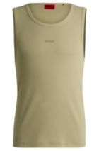 Sleeveless T-shirt