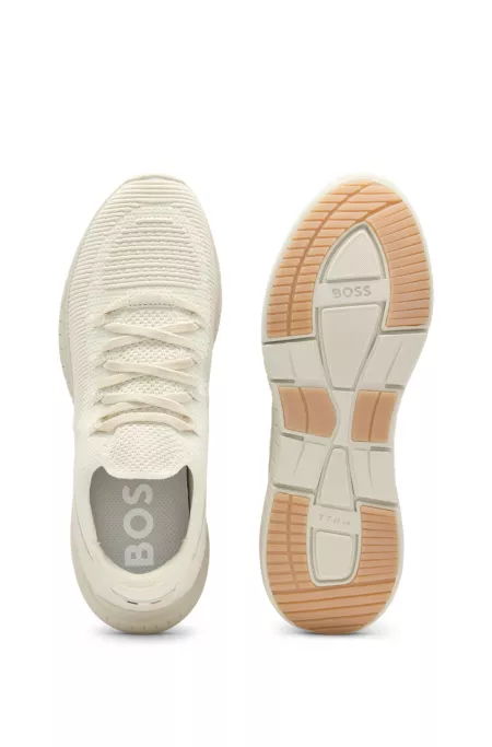 Baskets TTNM EVO avec tige en maille et semelle côtelée