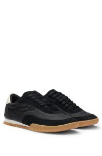 Deportivas de caña baja en ante y tela, Negro