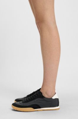 Low-top trainers in fabric and suede, Black