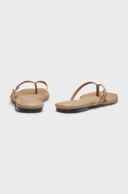 Leather toepost sandals with Double B monogram, Beige
