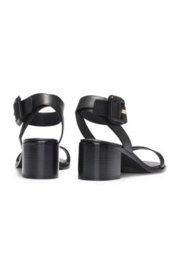 Ledersandalen mit Blockabsatz, Schwarz