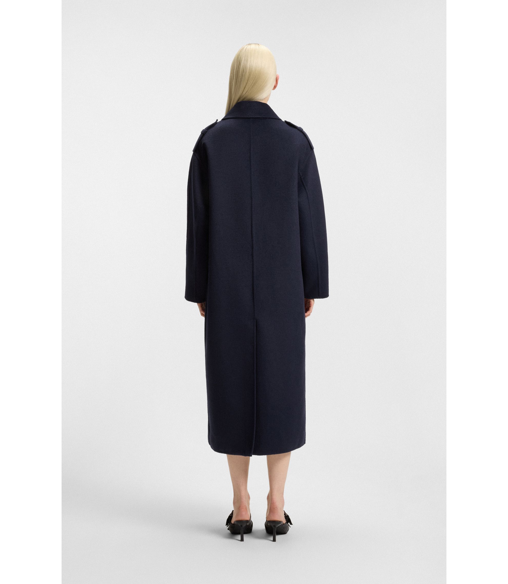 hbeu50542299_418_360?wid=1980&