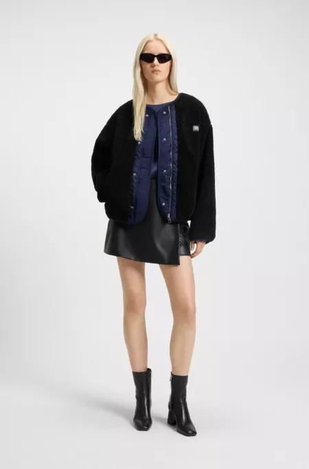 Haut en satin à encolure drapée