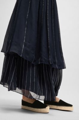 Espadrilles van su&egrave;de met elastische hiel, Zwart