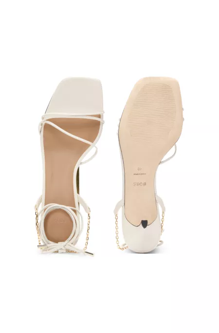 Leather sandals with gold-tone chain