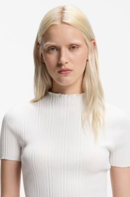 Pullover mit Stehkragen und unregelm&auml;&szlig;igem Rippstrick, Natur