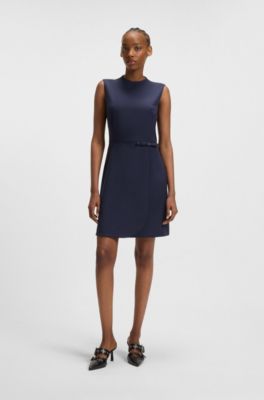 Robe coupe &eacute;vas&eacute;e avec n&oelig;ud logot&eacute; superpos&eacute;, Bleu fonc&eacute;