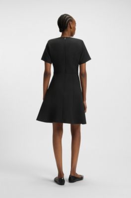 V-neck dress with removable shoulder pads, Black