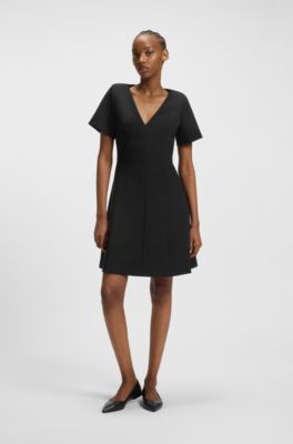 Vestido con escote en pico y hombreras desmontables, Negro