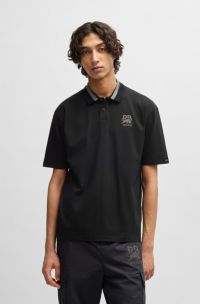 Polo van stretchkatoen met carbon stealth-logo uit de HUGO x RB-collectie, Zwart