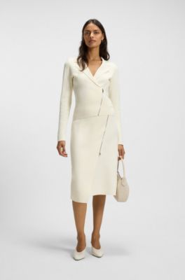 Knitted blazer with asymmetric front zip, White