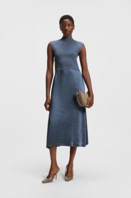 Strickkleid mit Rock aus Satin, Blau