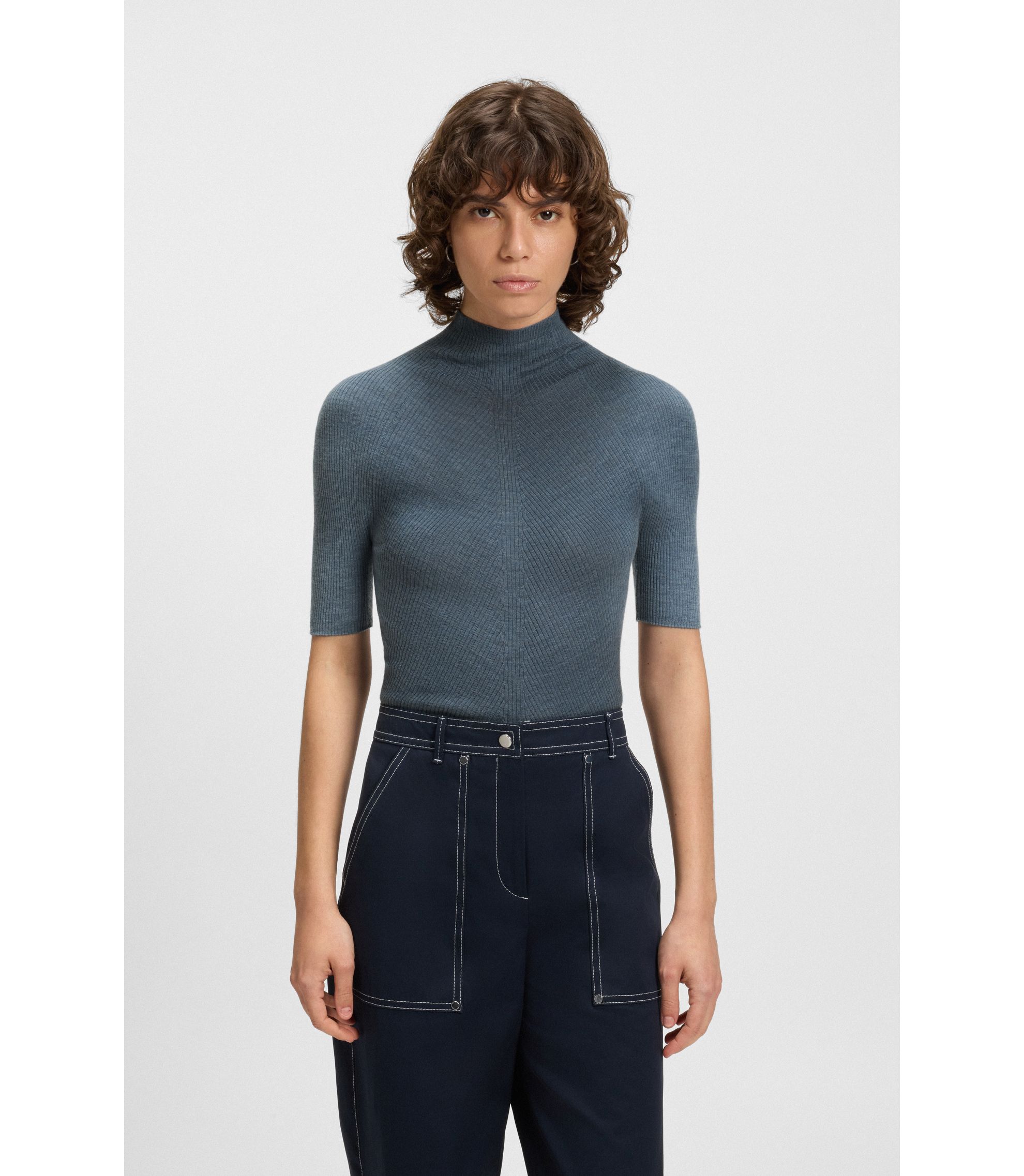 Pullover aus Merinowolle mit Stehkragen